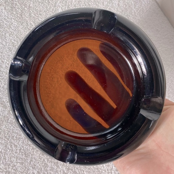 Vintage MCM Dark Thick Brown Amber Glass Round Ashtray Trinket Dish - Picture 1 of 8